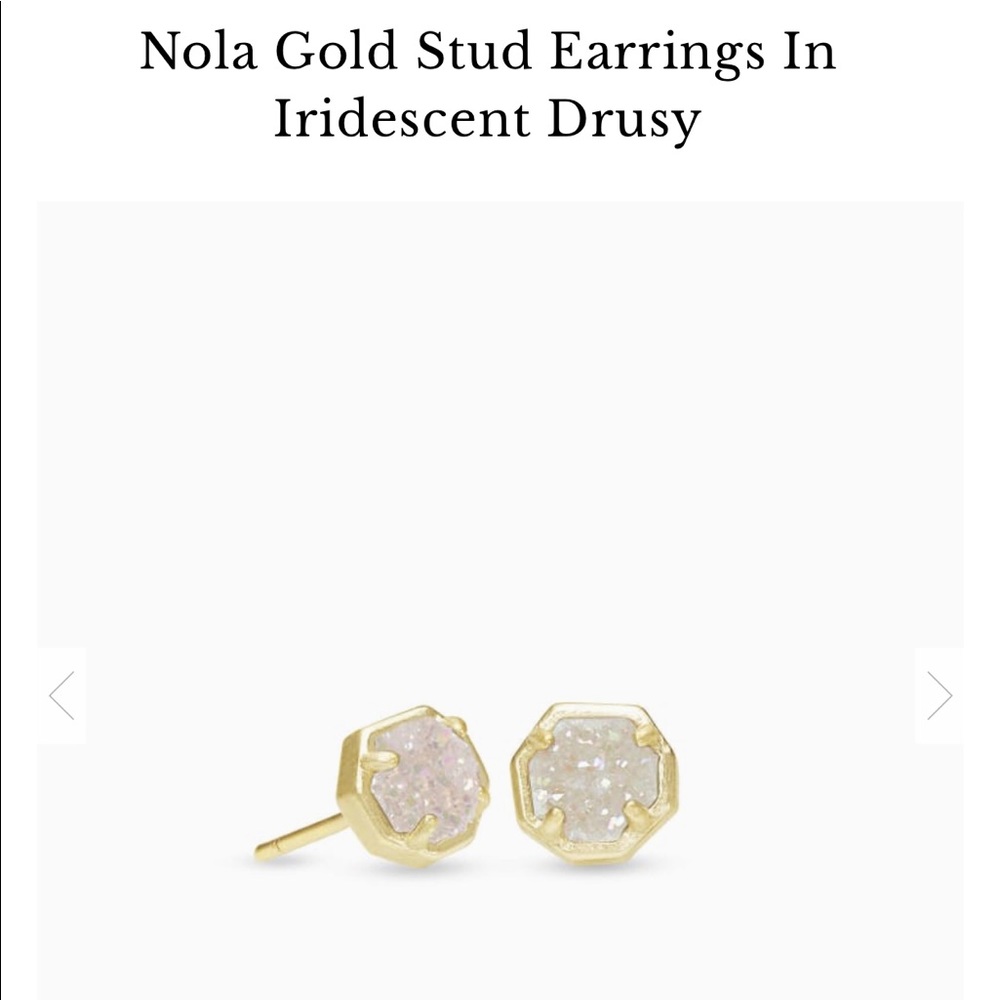 Kendra Scott stud earrings NWT